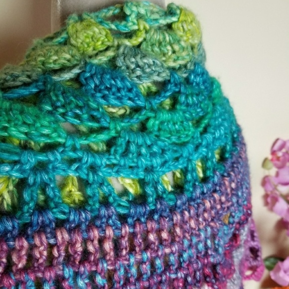 SOLD OUT Bohemian Rainbow Maxi Mandala Cardigan - Picture 3 of 10